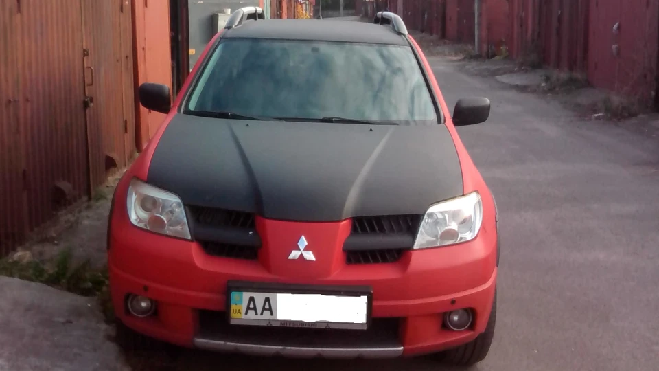 Mitsubishi Outlander 2
