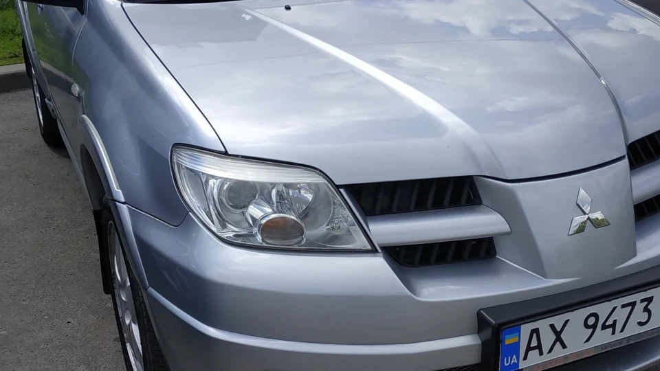 Mitsubishi Outlander 3