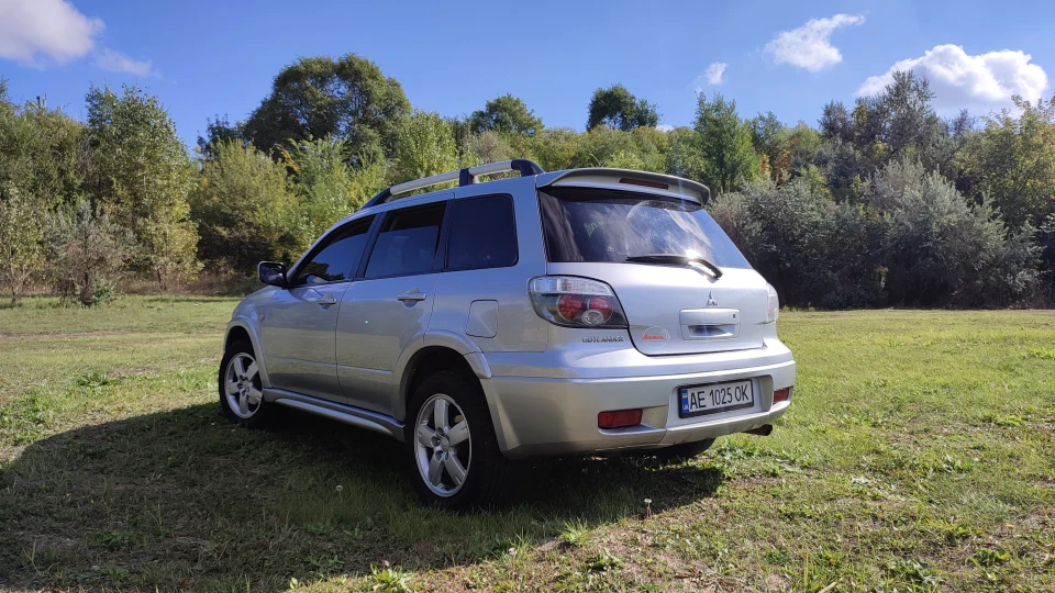 Mitsubishi Outlander 2.0 атмомеханіка 3
