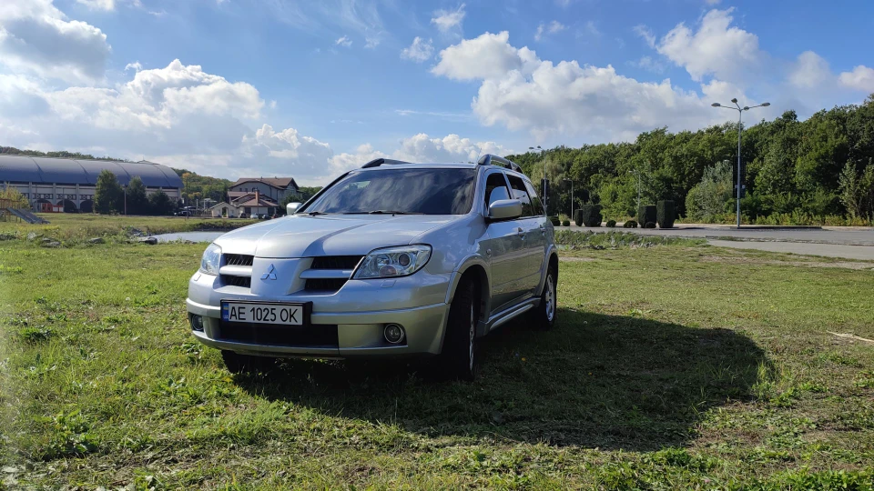 Mitsubishi Outlander 2.0 атмомеханіка 4