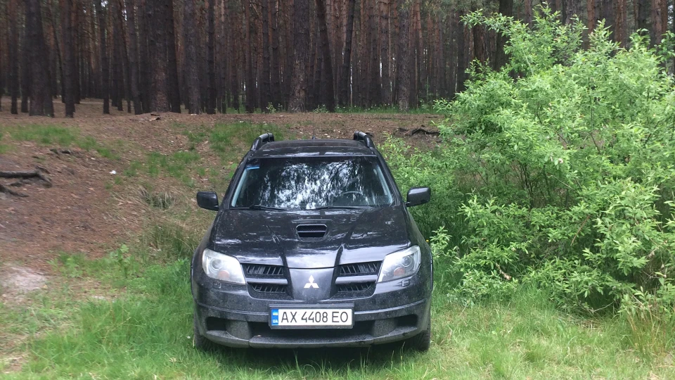 Mitsubishi Outlander 2.0 i 16V 4WD Turbo 2