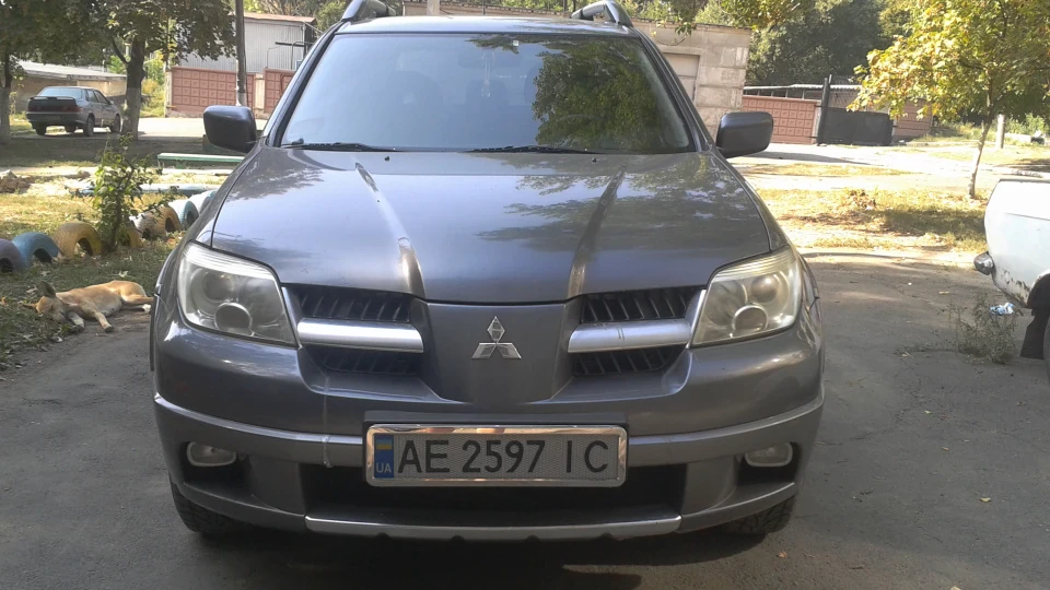 Mitsubishi Outlander 2,0 Sport 2