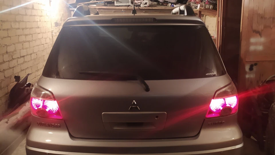 Mitsubishi Outlander 2.0 turbo 2
