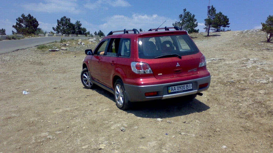 Mitsubishi Outlander 2.0 ★★★★★ 3