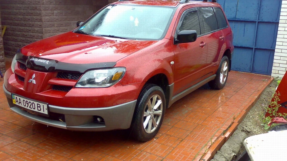 Mitsubishi Outlander 2.0 ★★★★★ 4
