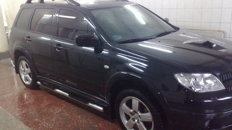 Mitsubishi Outlander 2.0TURBO 4