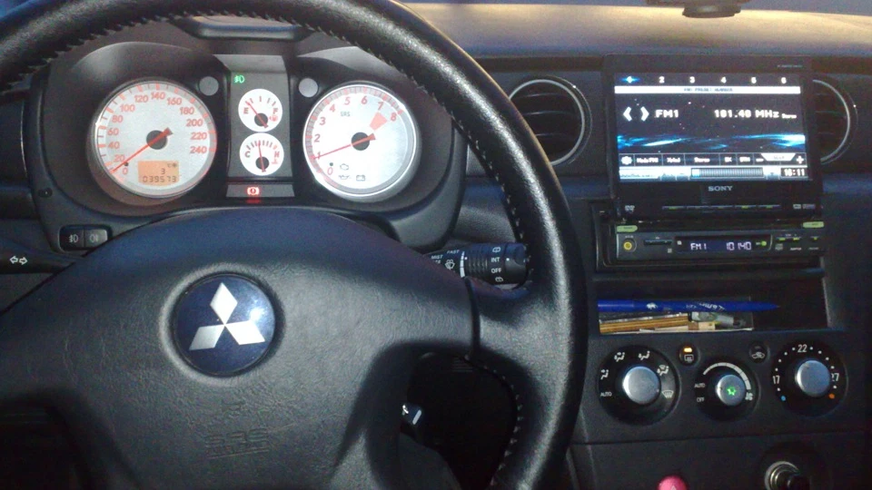 Mitsubishi Outlander 2.0TURBO 5