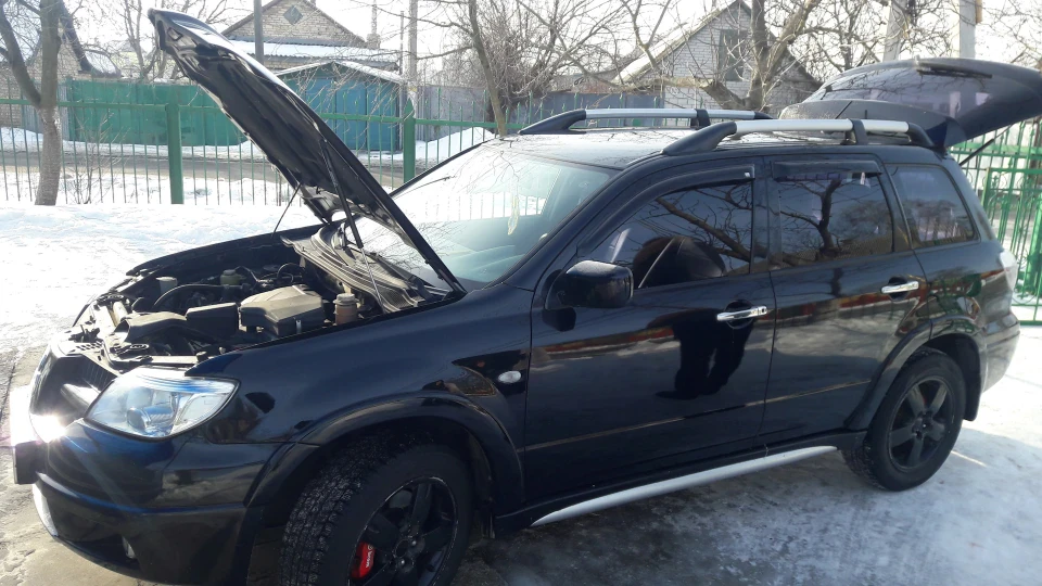 Mitsubishi Outlander 2.4 4x4
