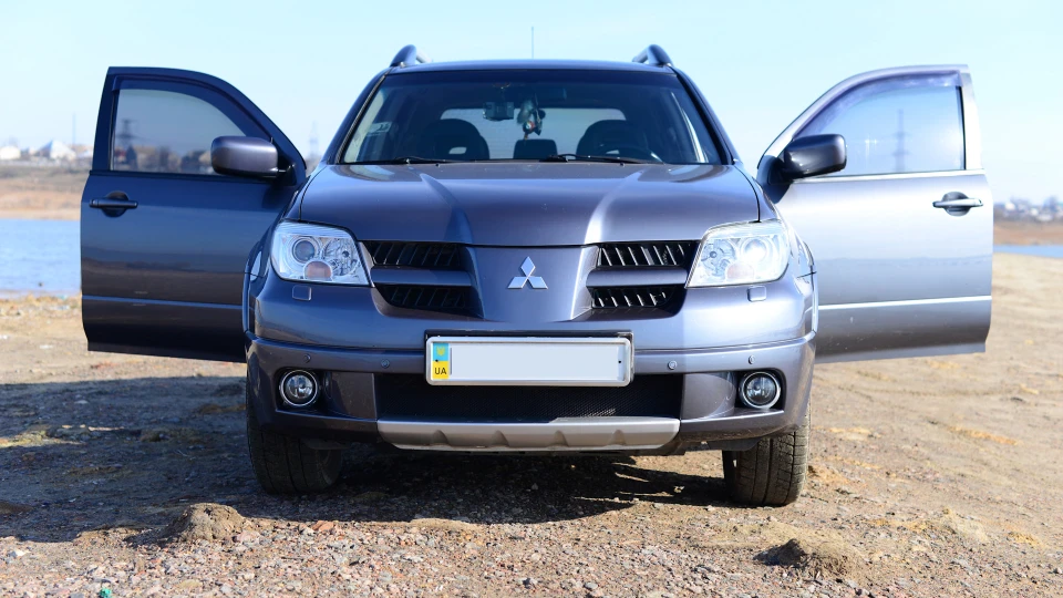 Mitsubishi Outlander 2.4 АКПП 2