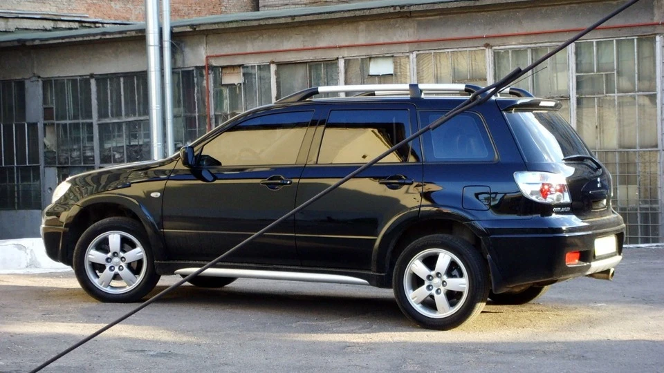 Mitsubishi Outlander 2.4 AT. 4WD. ГБО 2