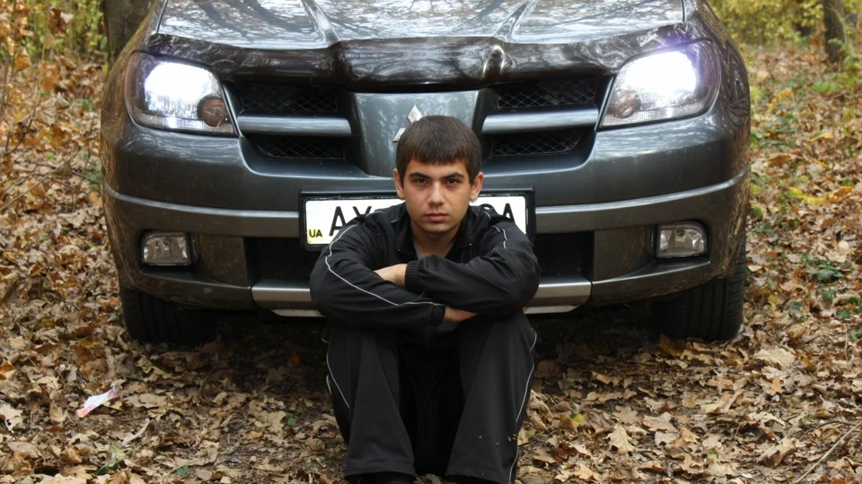 Mitsubishi Outlander 2.4 AT Акула 5
