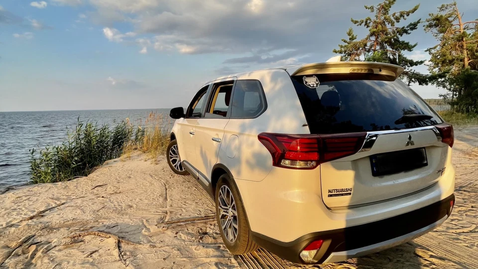 Mitsubishi Outlander 2.4 « майже ЖиП»🚀 3