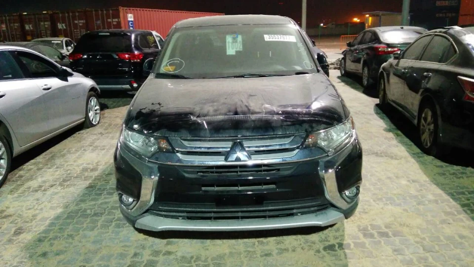 Mitsubishi Outlander 2,4 SE 4