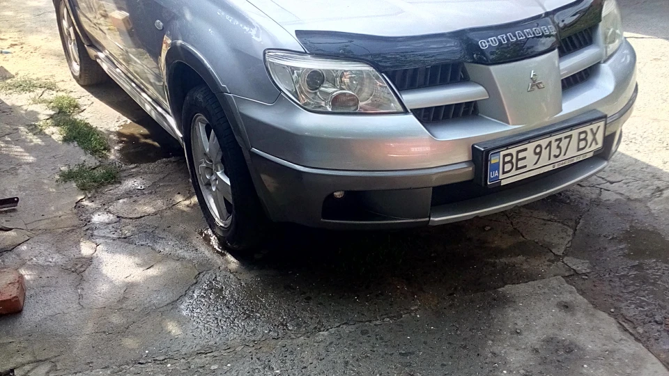 Mitsubishi Outlander 2,4 типтронік 2