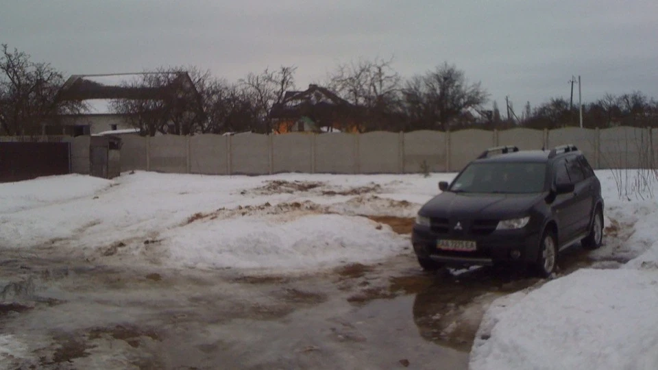 Mitsubishi Outlander 2.4 3
