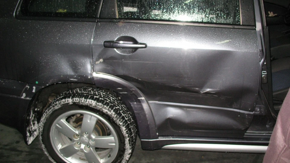 Mitsubishi Outlander 2.4л, авт., Блискавка 3