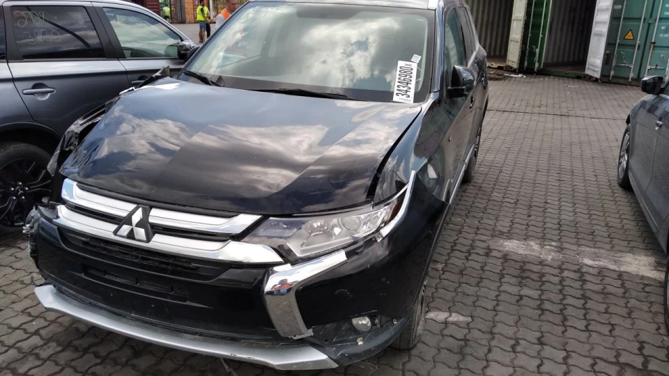 Mitsubishi Outlander 3,0