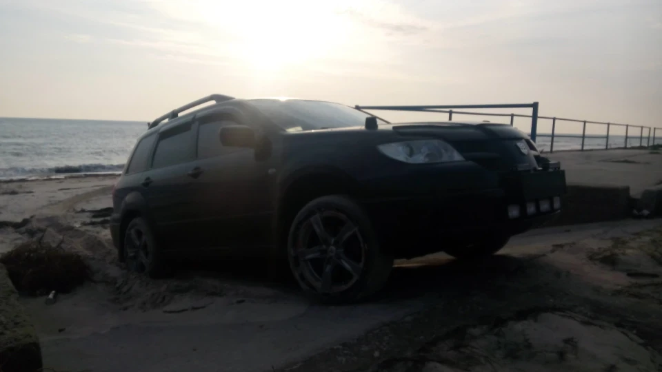 Mitsubishi Outlander Avtobot 2