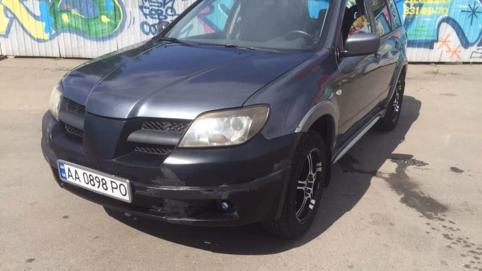 Mitsubishi Outlander Big Mo 2.4 LPG 2