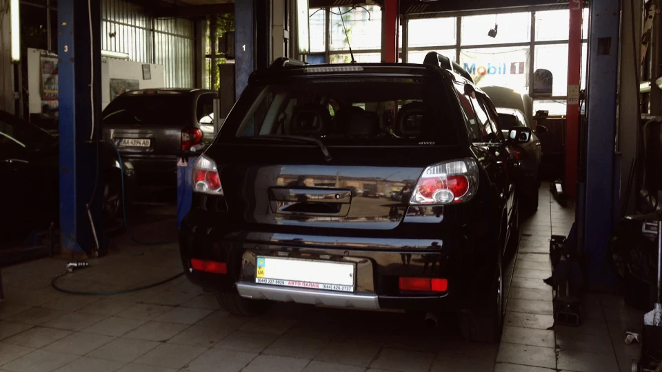 Mitsubishi Outlander Big M.O 4