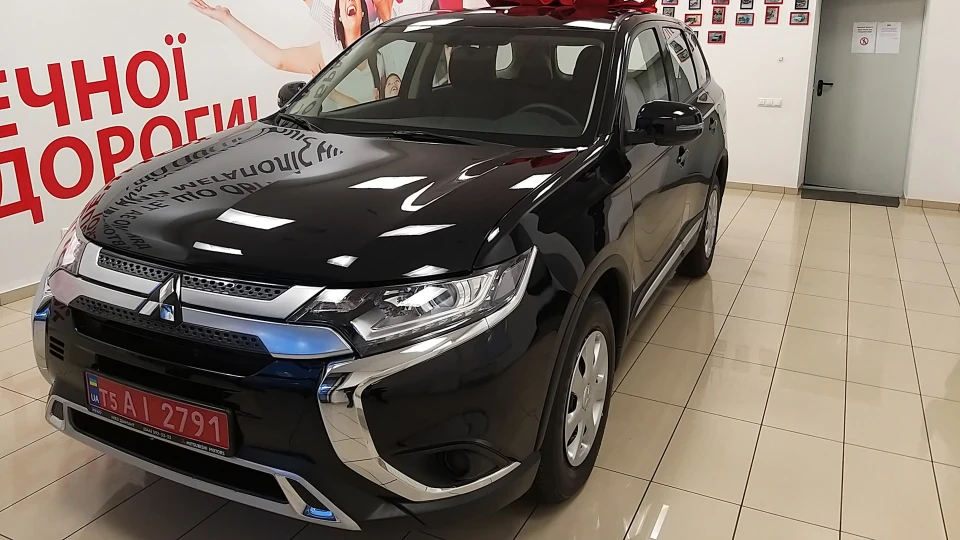 Mitsubishi Outlander BlackInform 4