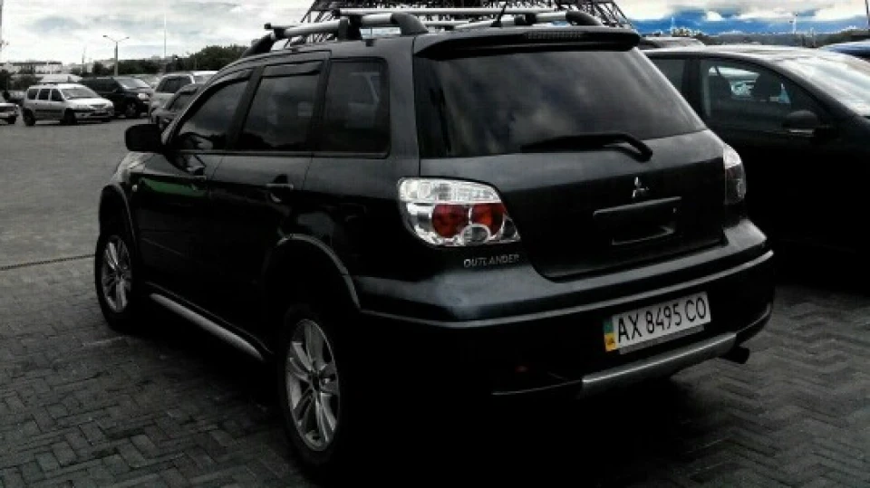 Mitsubishi Outlander чужинець 2