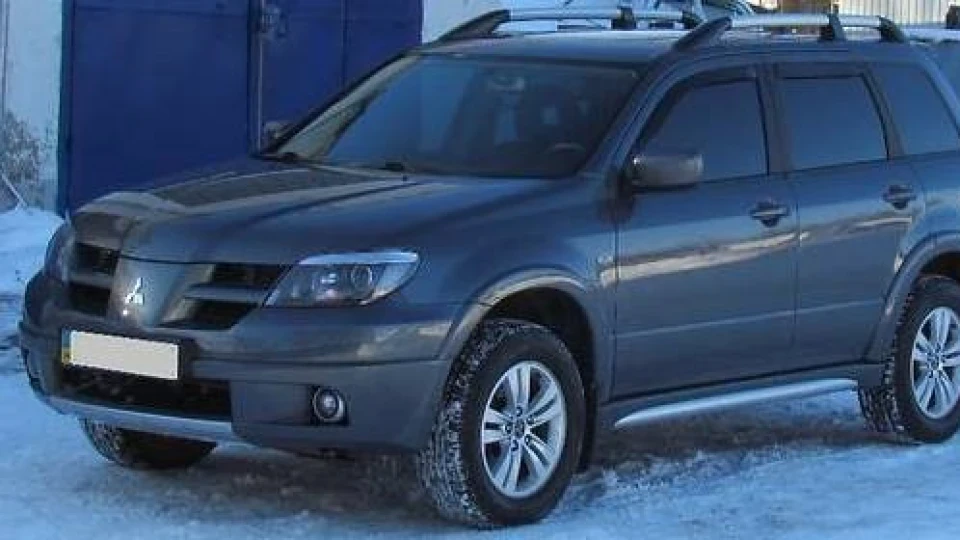 Mitsubishi Outlander чужинець 5