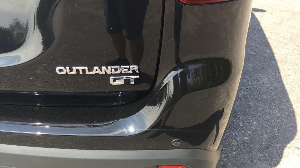 Mitsubishi Outlander GT 4