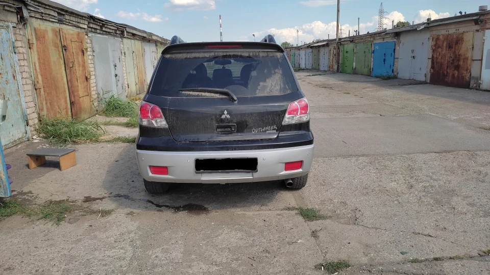 Mitsubishi Outlander meow 3
