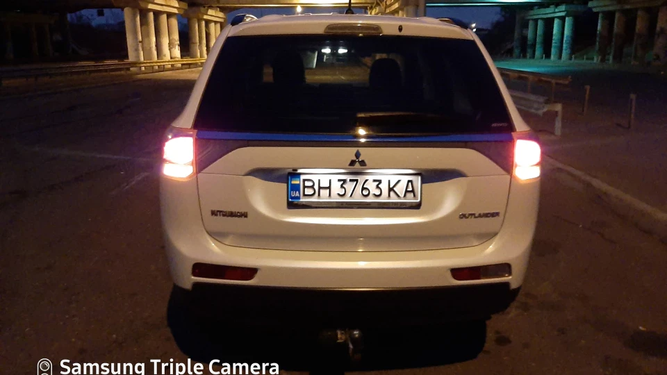 Mitsubishi Outlander MitsuWhite