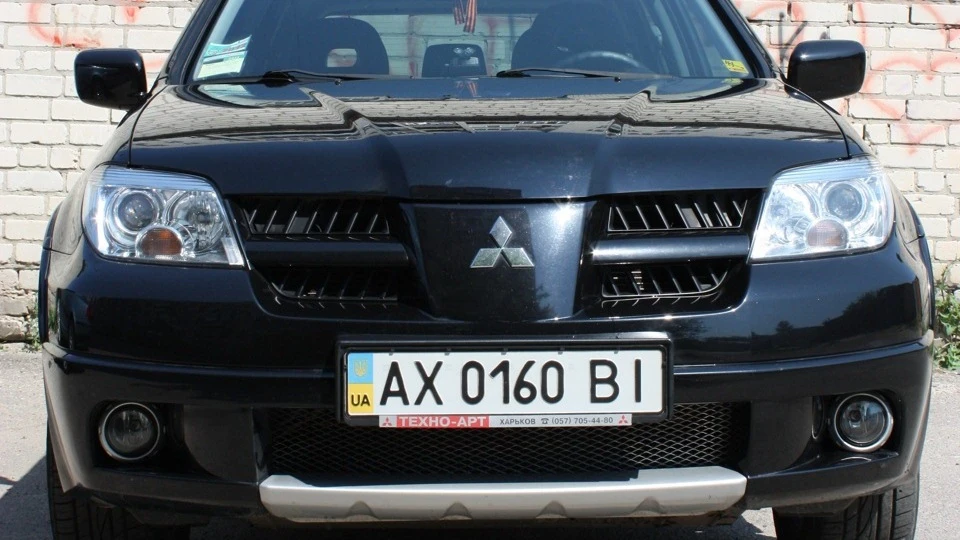 Mitsubishi Outlander РеZвий Японець 2