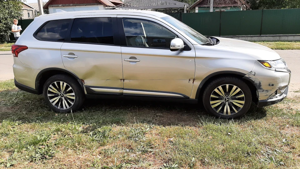 Mitsubishi Outlander SE S-AWC 5