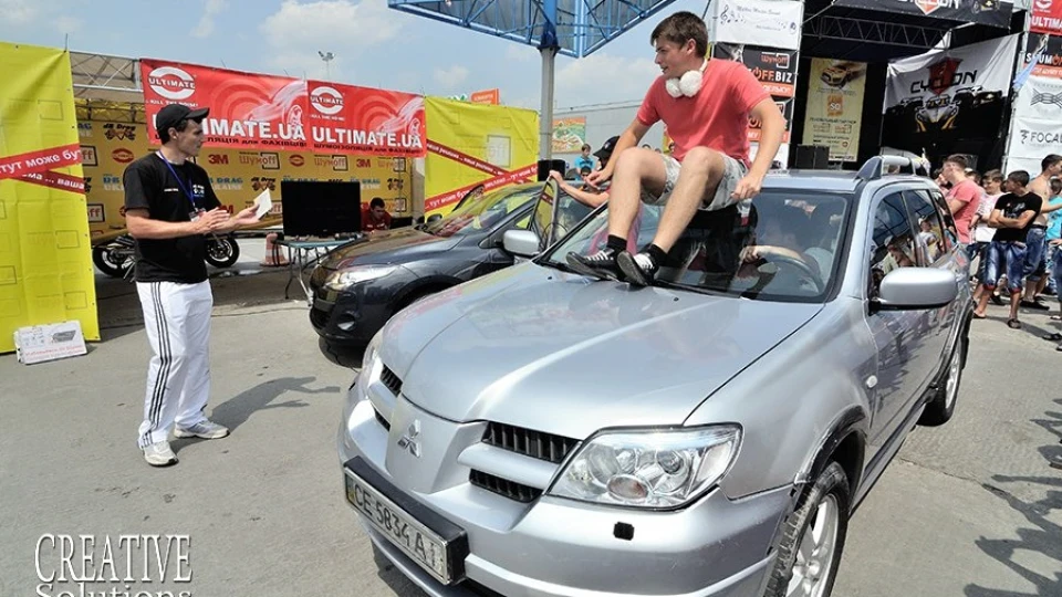 Mitsubishi Outlander Сіра Блискавка
