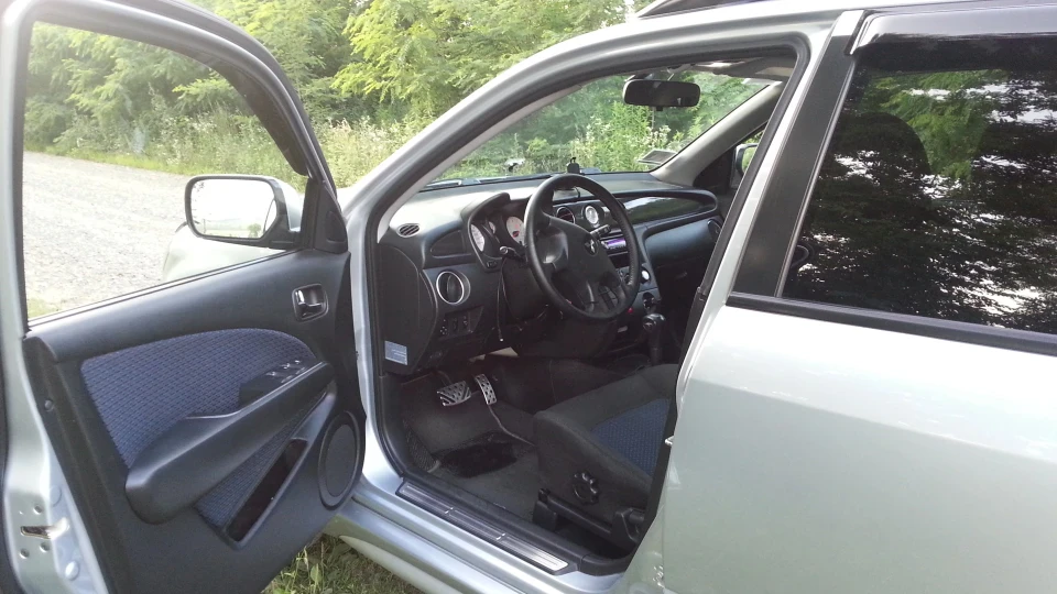 Mitsubishi Outlander Сріблястий носоріг 4