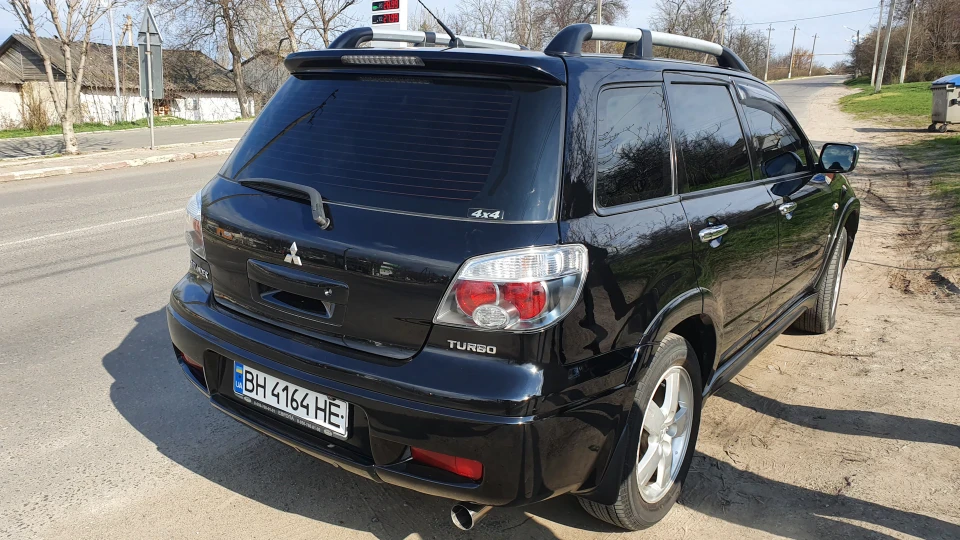 Mitsubishi Outlander Turbo 2