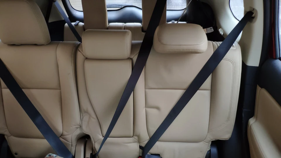 Mitsubishi Outlander Ultimate 3