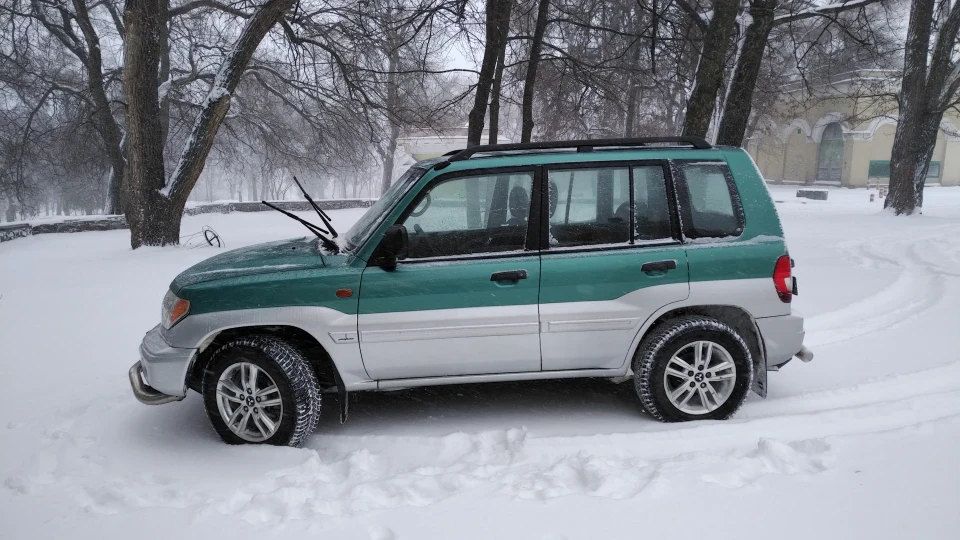 Mitsubishi Pajero Pinin 2.0 GDI 2