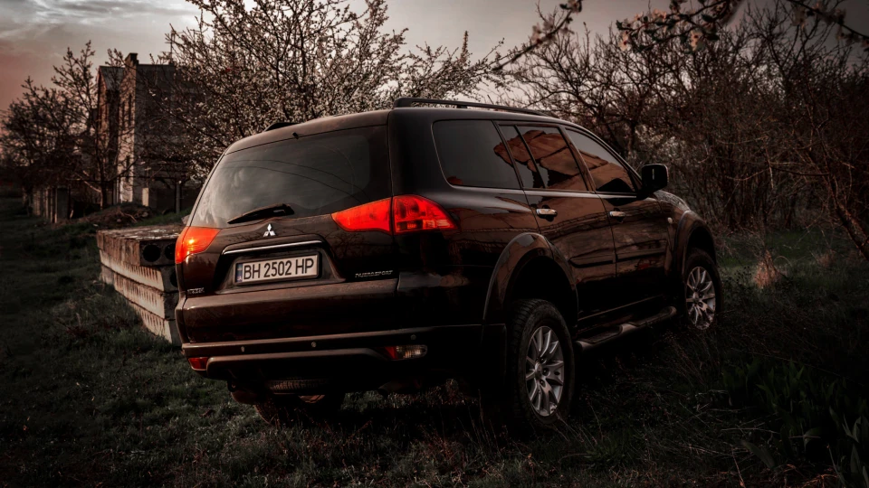 Mitsubishi Pajero Sport 3
