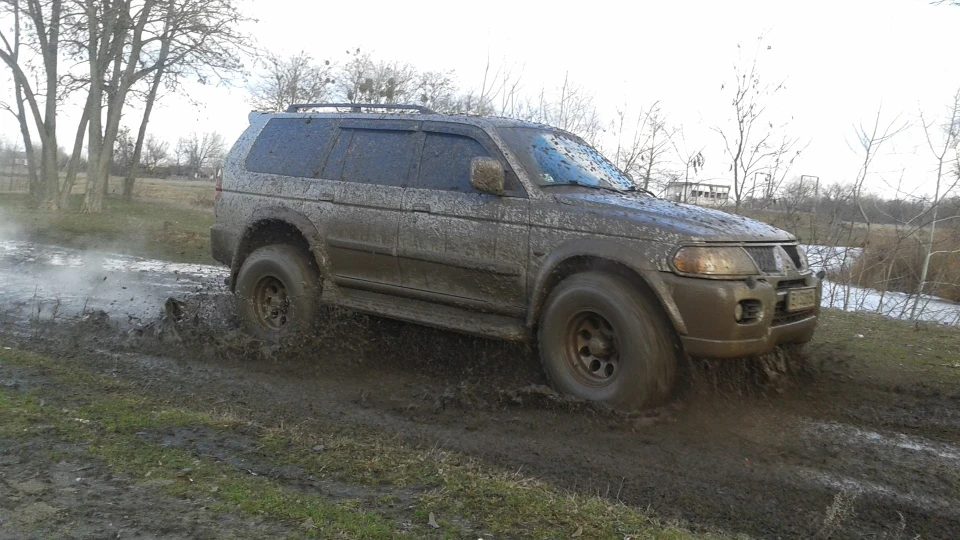 Mitsubishi Pajero Sport 5