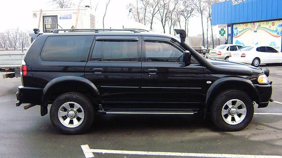 Mitsubishi Pajero Sport 5