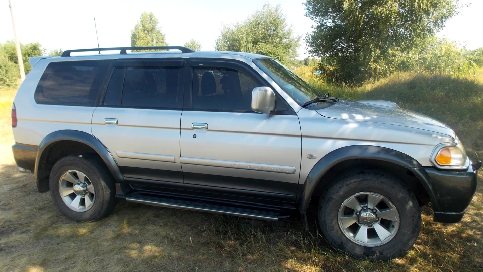 Mitsubishi Pajero Sport 5