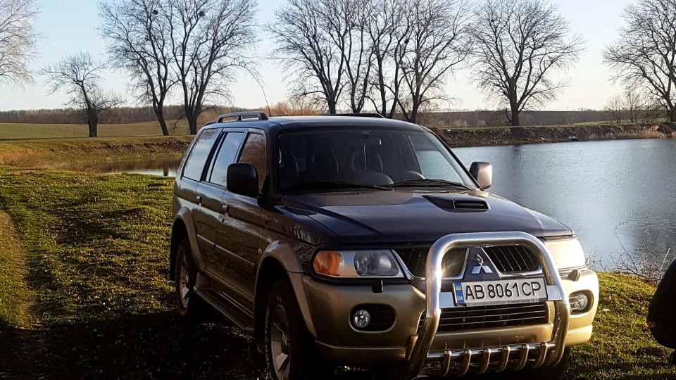 Mitsubishi Pajero Sport 3