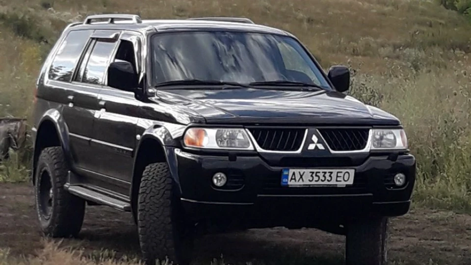 Mitsubishi Pajero Sport 3