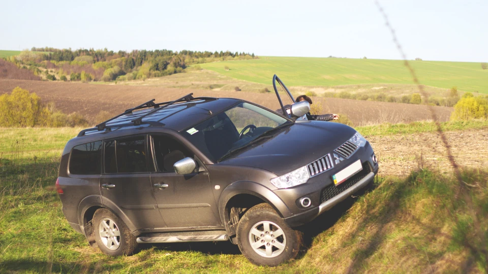 Mitsubishi Pajero Sport 3
