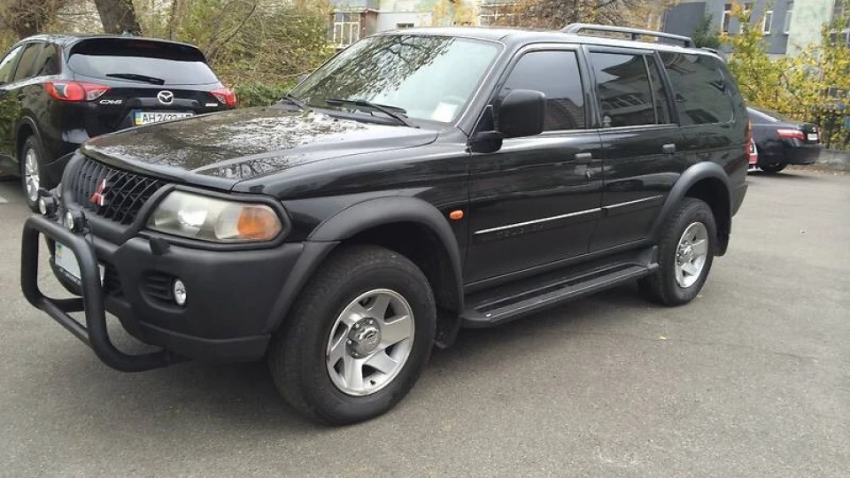 Mitsubishi Pajero Sport 3