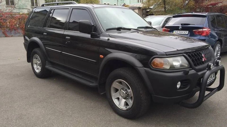 Mitsubishi Pajero Sport 4