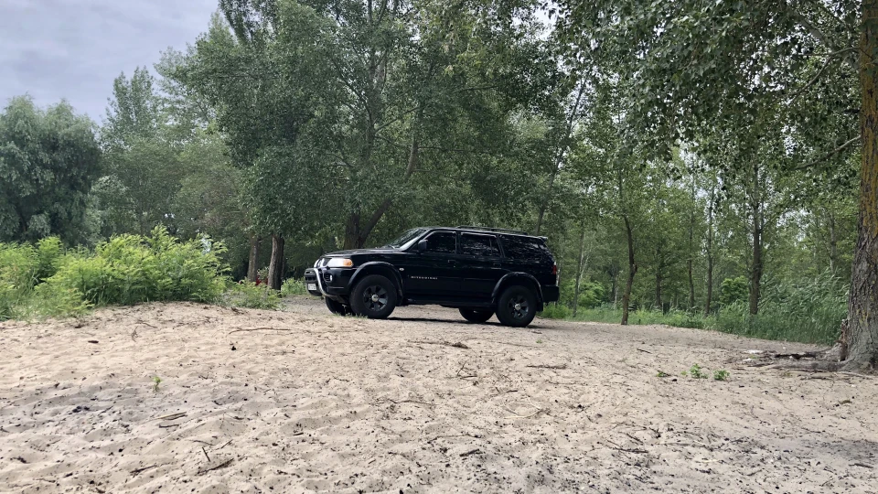 Mitsubishi Pajero Sport 4