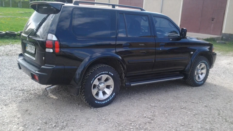 Mitsubishi Pajero Sport 2