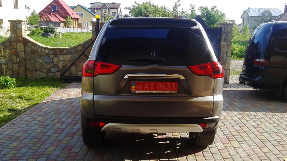 Mitsubishi Pajero Sport 4