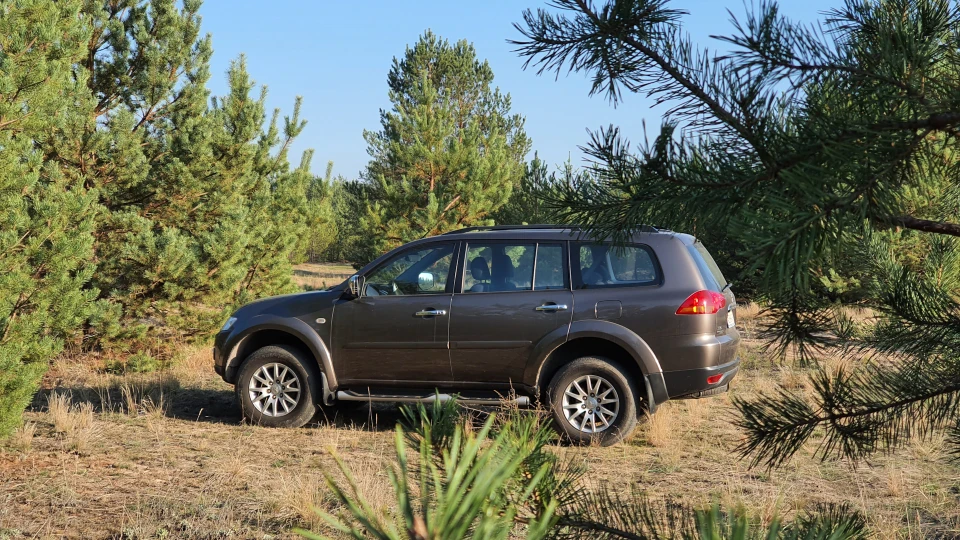 Mitsubishi Pajero Sport 3